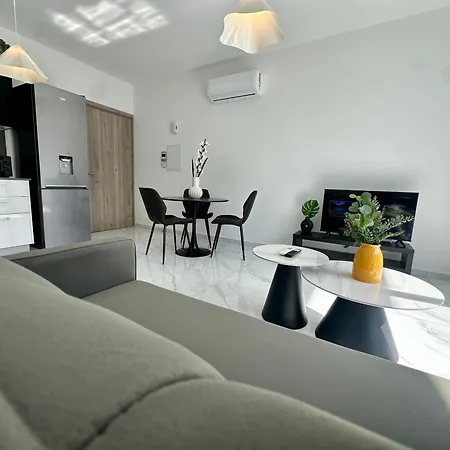 شقة New 1 Bedroom Flat In Aglatzia Aglantzia