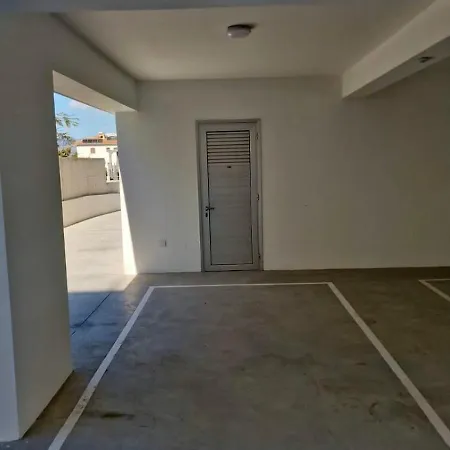 New 1 Bedroom Flat In Aglatzia